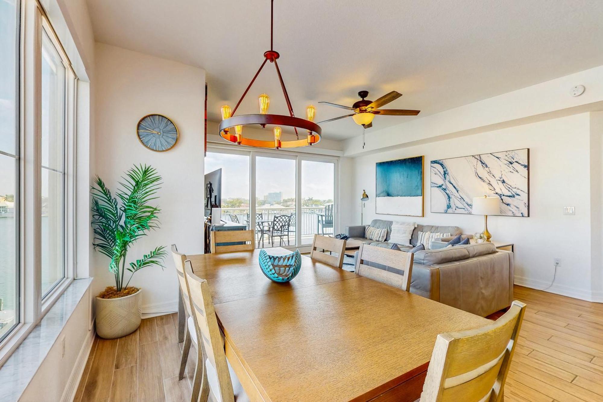 Dolphin'S Cove - Clearwater Beach, Fl Exterior photo